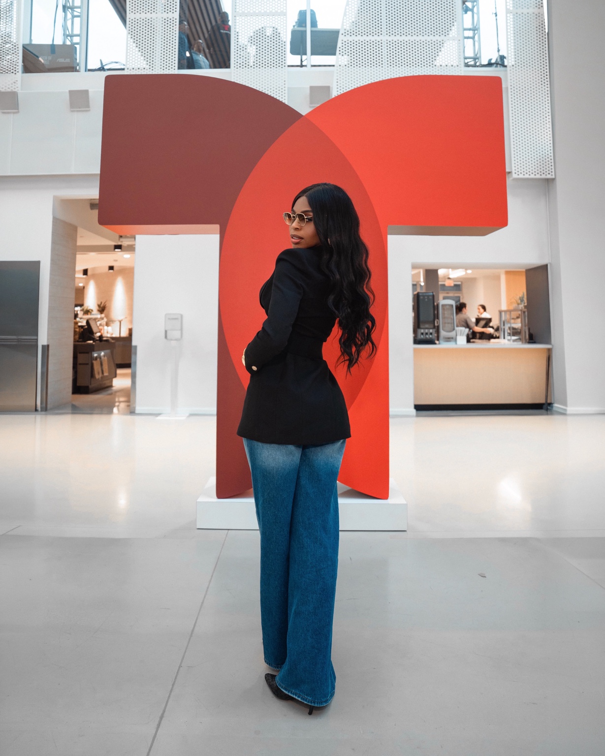 Natalia Betancourt — Suave Wig
