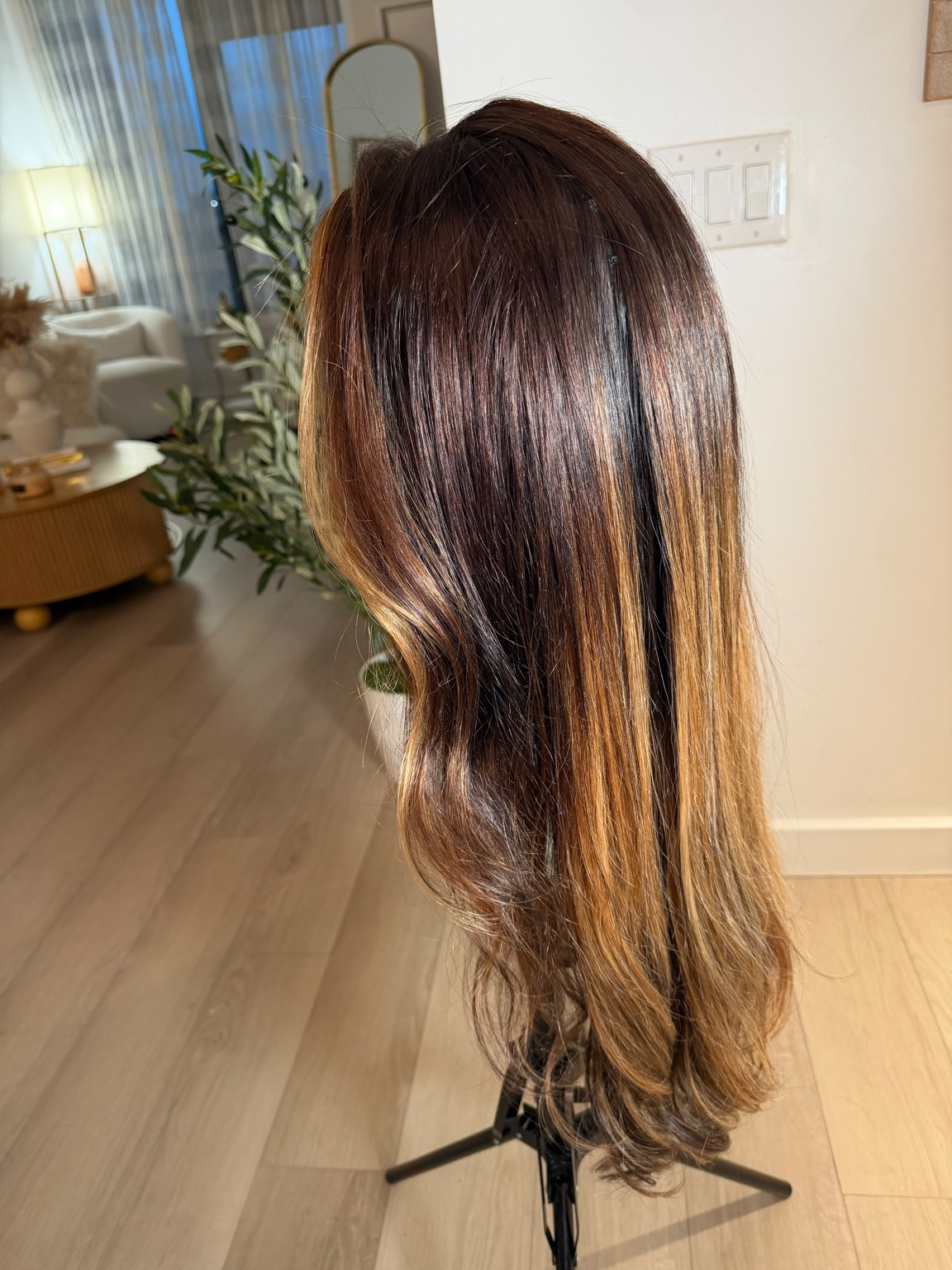Highlighted wig on mannequin stand, Suave Wig